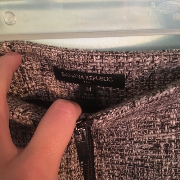 EUC mini skirt - Picture 3 of 3